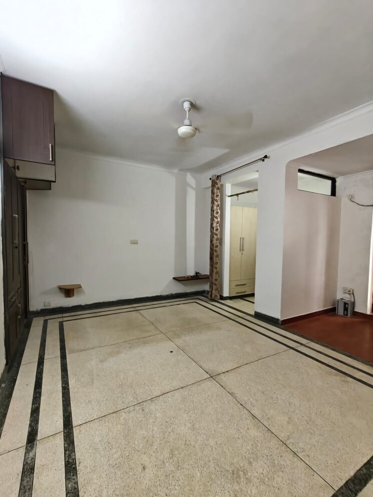 Room, ss-mayfield-gardens 2 Bedroom 1450 Sq.Ft. Builder Floor In Sector 51 Gurgaon 9153860