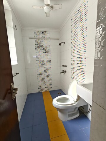 Bathroom in 2 BHK Builder Floor at SS Mayfield Gardens, Sector 51 – for Rent
