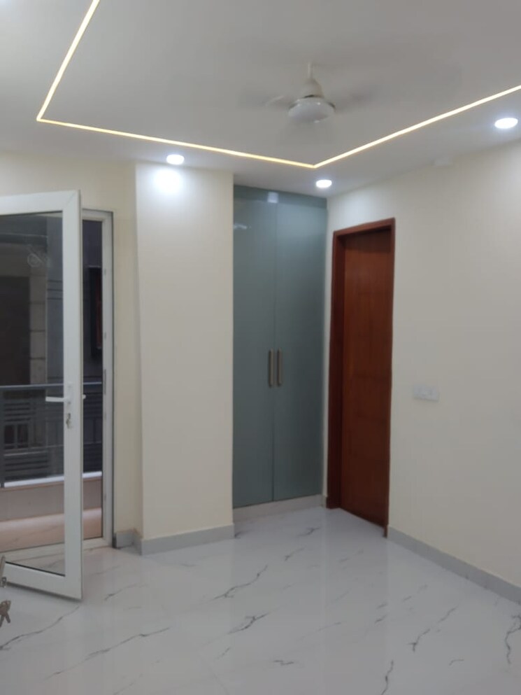 Room, saket 3 Bedroom 1350 Sq.Ft. Builder Floor In Saket Delhi 9154021