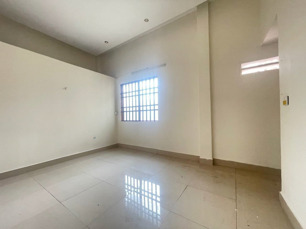 2 BHK + Pooja Room Villa For Sale in Tharun Kumar L 4 Bhk 