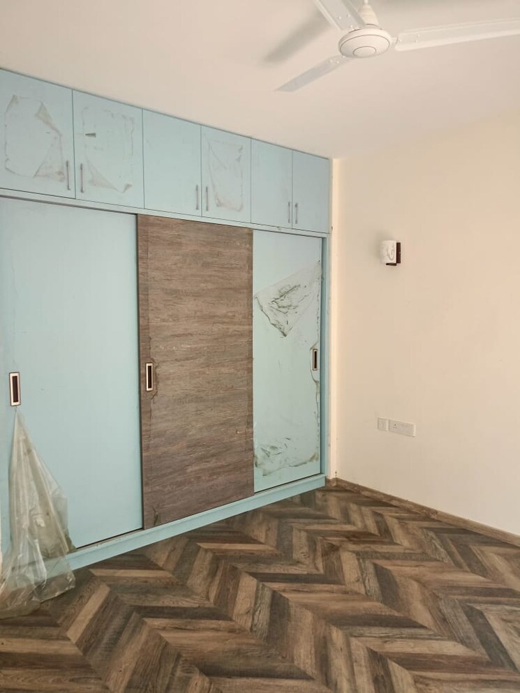 Room, adani-samsara 3 Bedroom 300 Sq.Yd. Apartment In Sector 60 Gurgaon 9153872