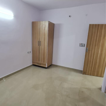 Room in 2.5 BHK Villa at Sector 23 – for Rent