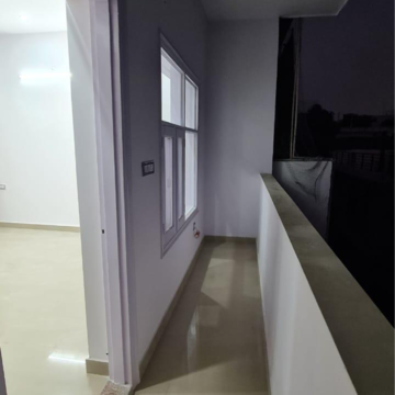 Building Lobby in 2.5 BHK Villa at Sector 23 – for Rent