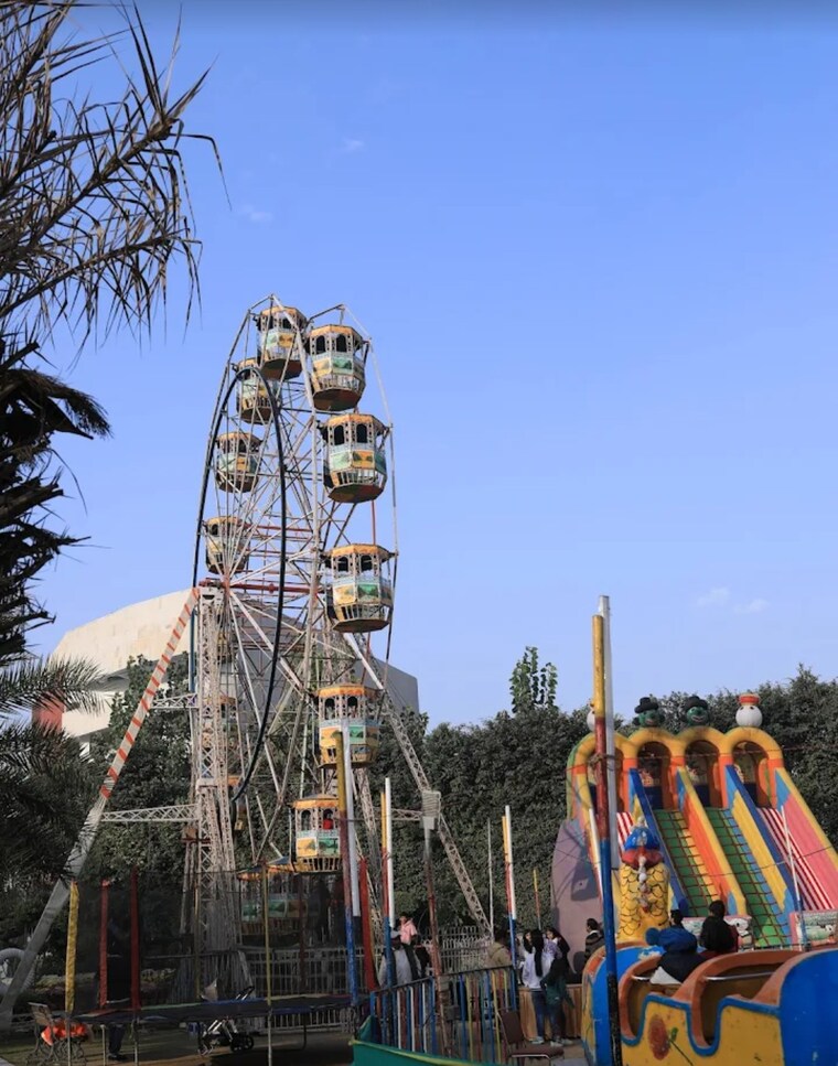 Exterior View, central-park-resorts 3.5 Bedroom 2719 Sq.Ft. Apartment In Sector 48 Gurgaon 9153927