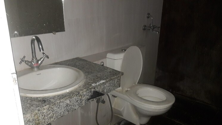 Bathroom, paramount-golfforeste-villas 4 Bedroom 3008 Sq.Ft. Villa In Zeta I Greater Noida Greater Noida 9154045