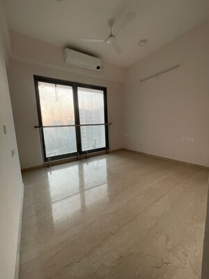 Room in 2 BHK Apartment at Adani Ten BKC, Bandra East – for Rent