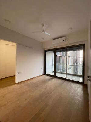 Room in 2 BHK Apartment at Adani Ten BKC, Bandra East – for Rent