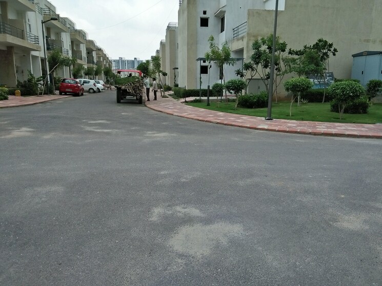 Exterior View, paramount-golfforeste-villas 4 Bedroom 3008 Sq.Ft. Villa In Zeta I Greater Noida Greater Noida 9154095