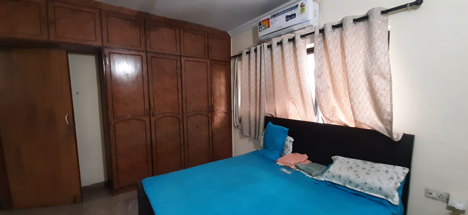 2 BHK 950 Sq.Ft. Apartment in Lalani Velentine Apartment VI