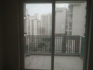 Room in 4 BHK Apartment at Sunworld Arista, Sector 168 – for Sale
