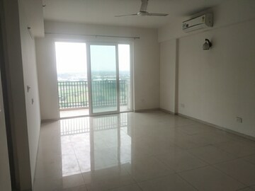 Room in 4 BHK Apartment at Sunworld Arista, Sector 168 – for Sale