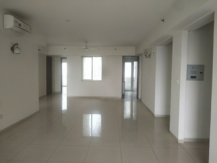 undefined, sunworld-arista 4 Bedroom 2740 Sq.Ft. Apartment In Sector 168 Noida 9154147