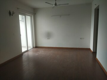 Room in 4 BHK Apartment at Sunworld Arista, Sector 168 – for Sale