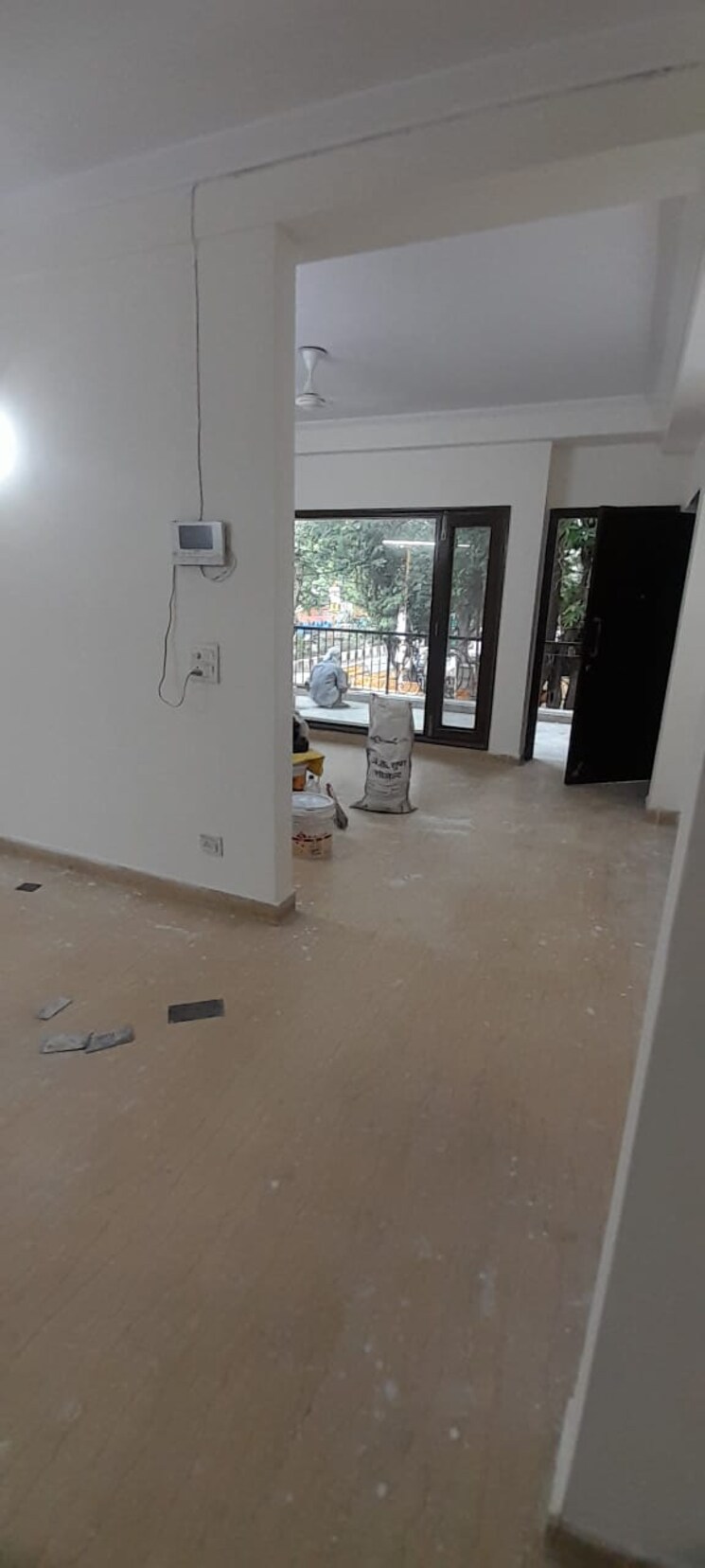 Living Room, rwa-chittaranjan-park-block-r 2 Bedroom 140 Sq.Yd. Builder Floor In Chittaranjan Park Delhi 9154188