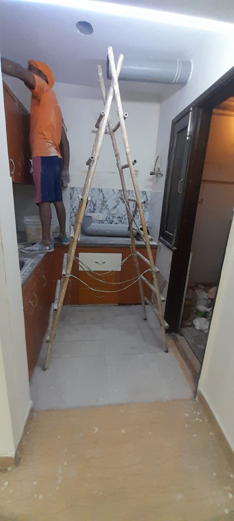 Kitchen, rwa-chittaranjan-park-block-r 2 Bedroom 140 Sq.Yd. Builder Floor In Chittaranjan Park Delhi 9154188