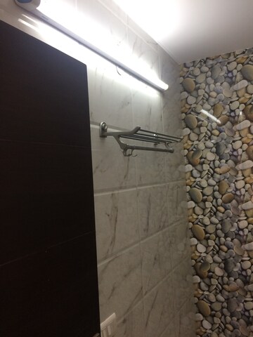 Bathroom in 2 BHK Builder Floor at RWA Chittaranjan Park Block R, Chittaranjan Park – for Rent