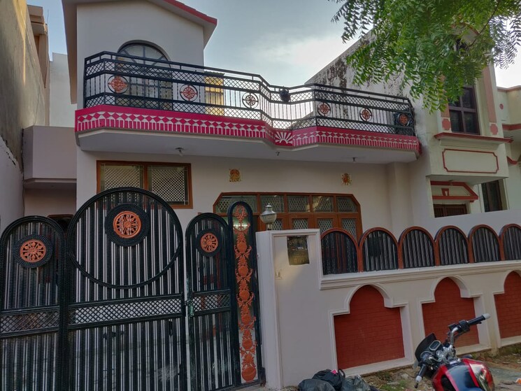 Exterior View, sector swarn nagri 3 Bedroom 200 Sq.Mt. Independent House In Sector Swarn Nagri Greater Noida 9154153