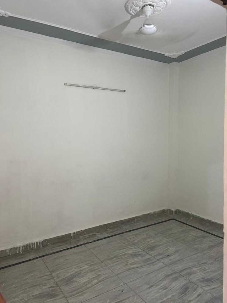 Room, alpha 1 greater noida 2 Bedroom 800 Sq.Ft. Independent House In Alpha 1 Greater Noida Greater Noida 9154226