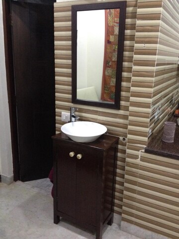 Bathroom in 1 RK Builder Floor at Lajpat Nagar I – for Rent