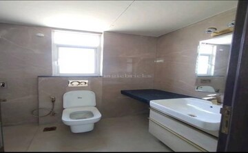Bathroom in 3 BHK Builder Floor at Smart World Orchard, Sector 61 – for Rent