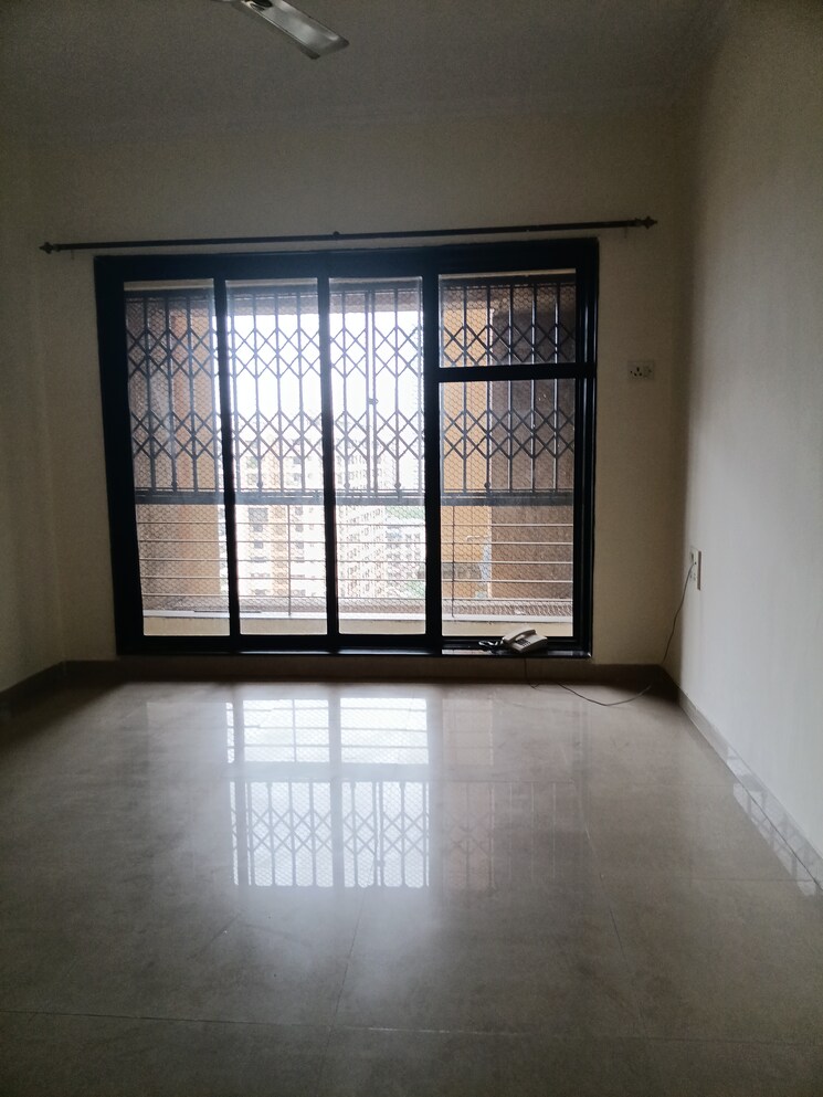 Room, lalani-residency 2 Bedroom 650 Sq.Ft. Apartment In Kavesar Thane 9154231