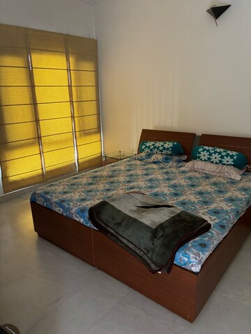 Bedroom in 2 BHK Builder Floor at Panchsheel Enclave – for Rent
