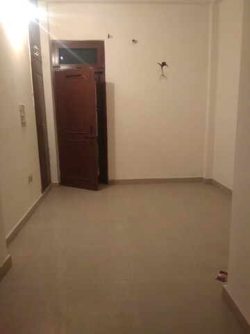 1 BHK Builder Floor For Sale in Sector Swarn Nagri