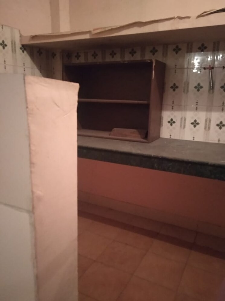 Kitchen, sector swarn nagri 1 Bedroom 32 Sq.Mt. Builder Floor In Sector Swarn Nagri Greater Noida 9154258