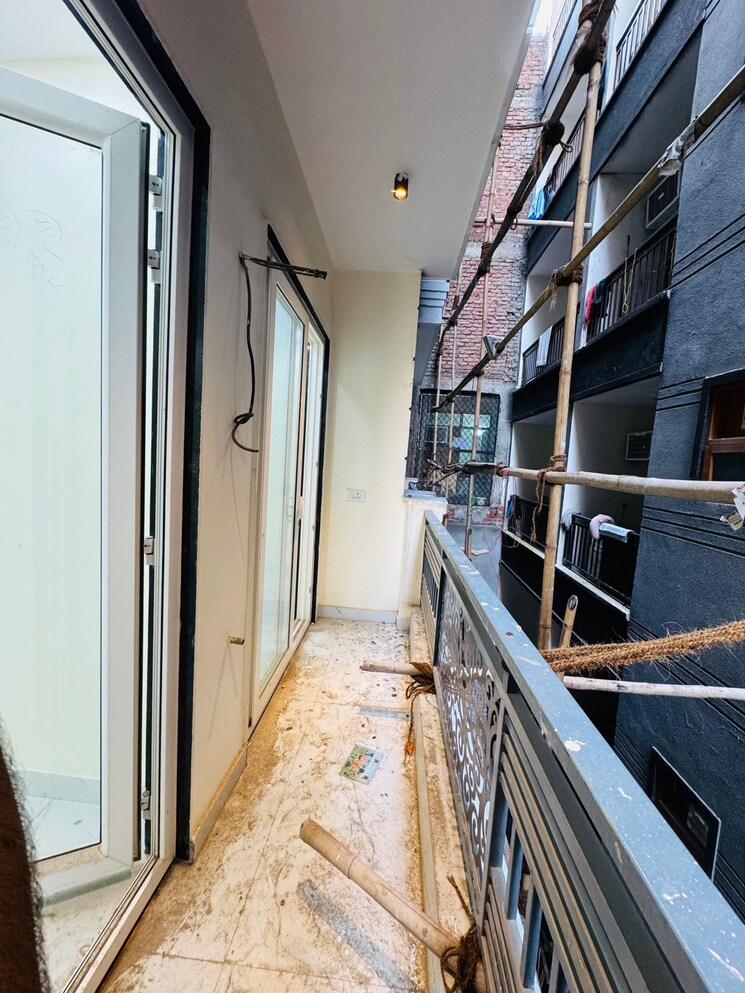 Balcony, chattarpur 4 Bedroom 2010 Sq.Ft. Apartment In Chattarpur Delhi 9154297