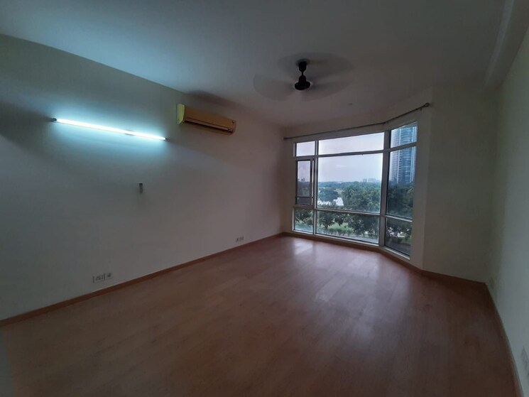 Room, xu 1 greater noida 3 Bedroom 200 Sq.Mt. Independent House In Xu 1 Greater Noida Greater Noida 9154322