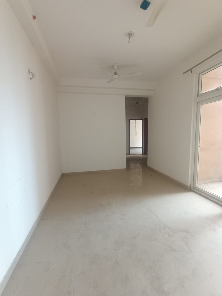 Room, mahagun-mywoods 2.5 Bedroom 1110 Sq.Ft. Apartment In Sector 16c Greater Noida Greater Noida 9154376