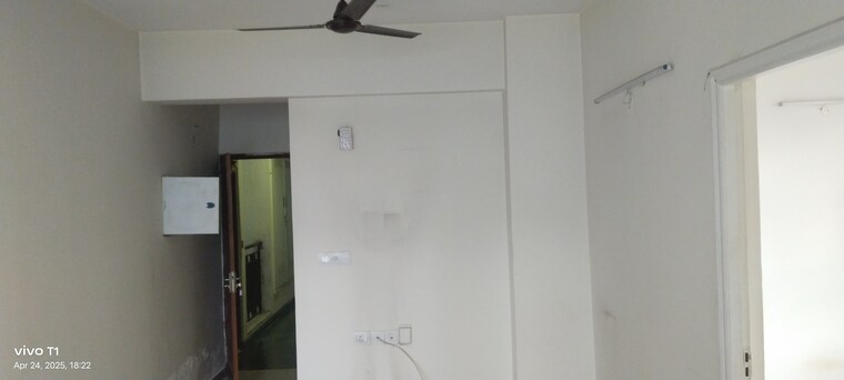 undefined, shree-vardhman-mantra 2 Bedroom 800 Sq.Ft. Apartment In Sector 67 Gurgaon 9154367