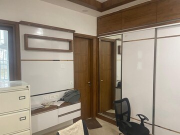 Gym in 2 BHK Builder Floor at Kalkaji – for Rent
