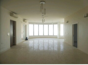 Room in 3 BHK Apartment at Emaar The Palm Drive-Palm Studios, Sector 66 – for Sale