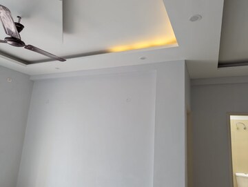Room in 3 BHK Apartment at Tulip Yellow, Sector 69 – for Rent