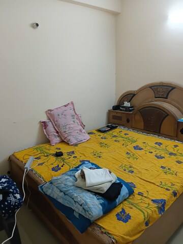 Bedroom in 2 BHK Apartment at Adore Happy Homes, Sector 86 – for Rent