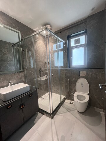 Bathroom in 3 BHK Builder Floor at DLF City Gurgaon, Sector 26a – for Rent