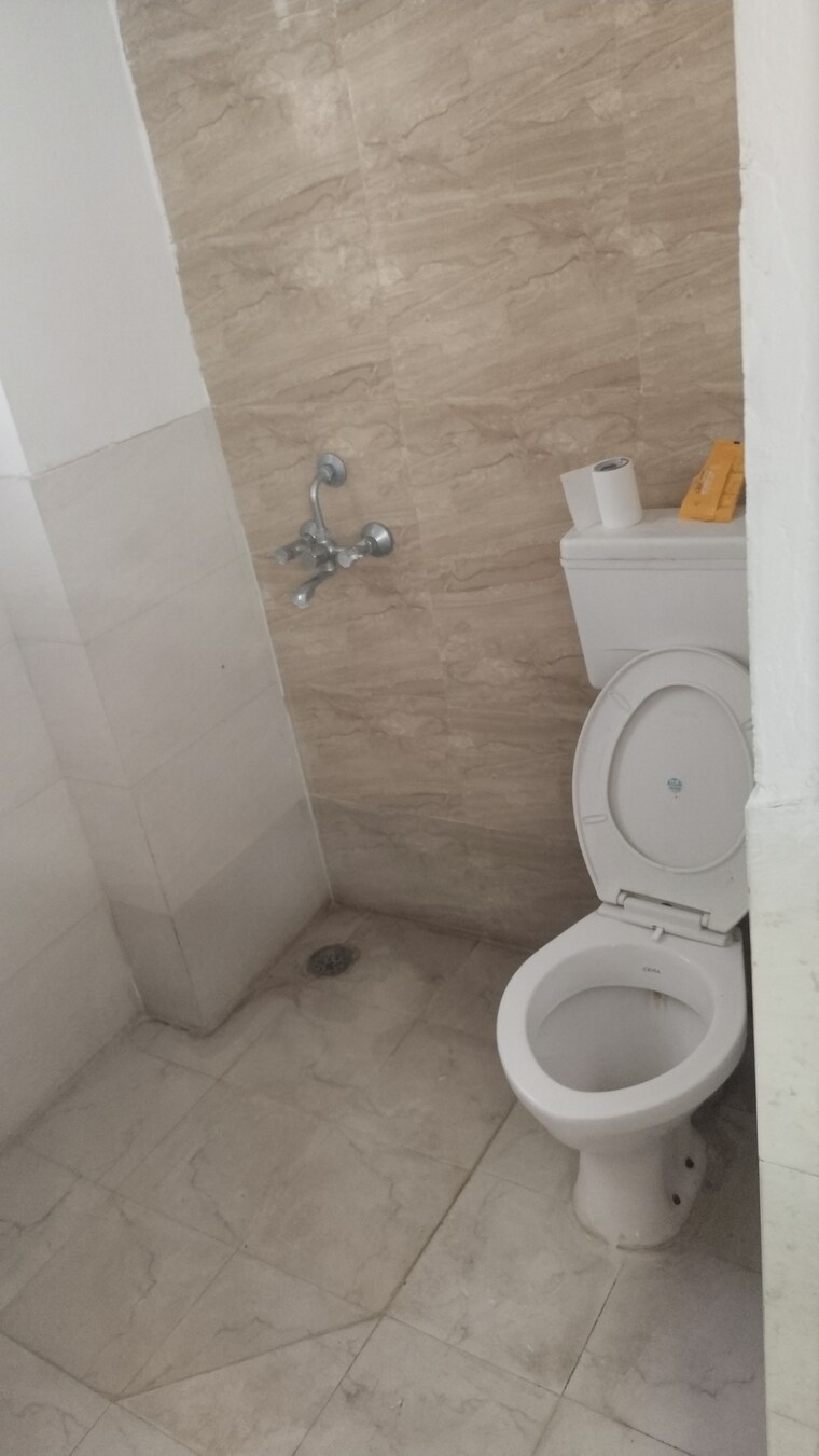 Bathroom, auric-city-homes 3 Bedroom 672 Sq.Ft. Apartment In Sector 82 Faridabad 9154452