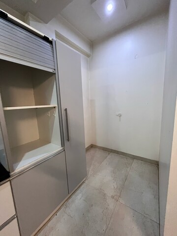 Bathroom in 3 BHK Builder Floor at Sector 43 – for Rent