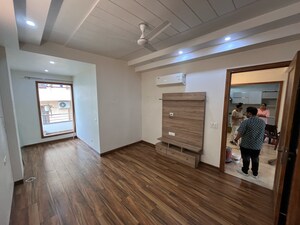3 BHK Builder Floor For Rent in Sector 43
