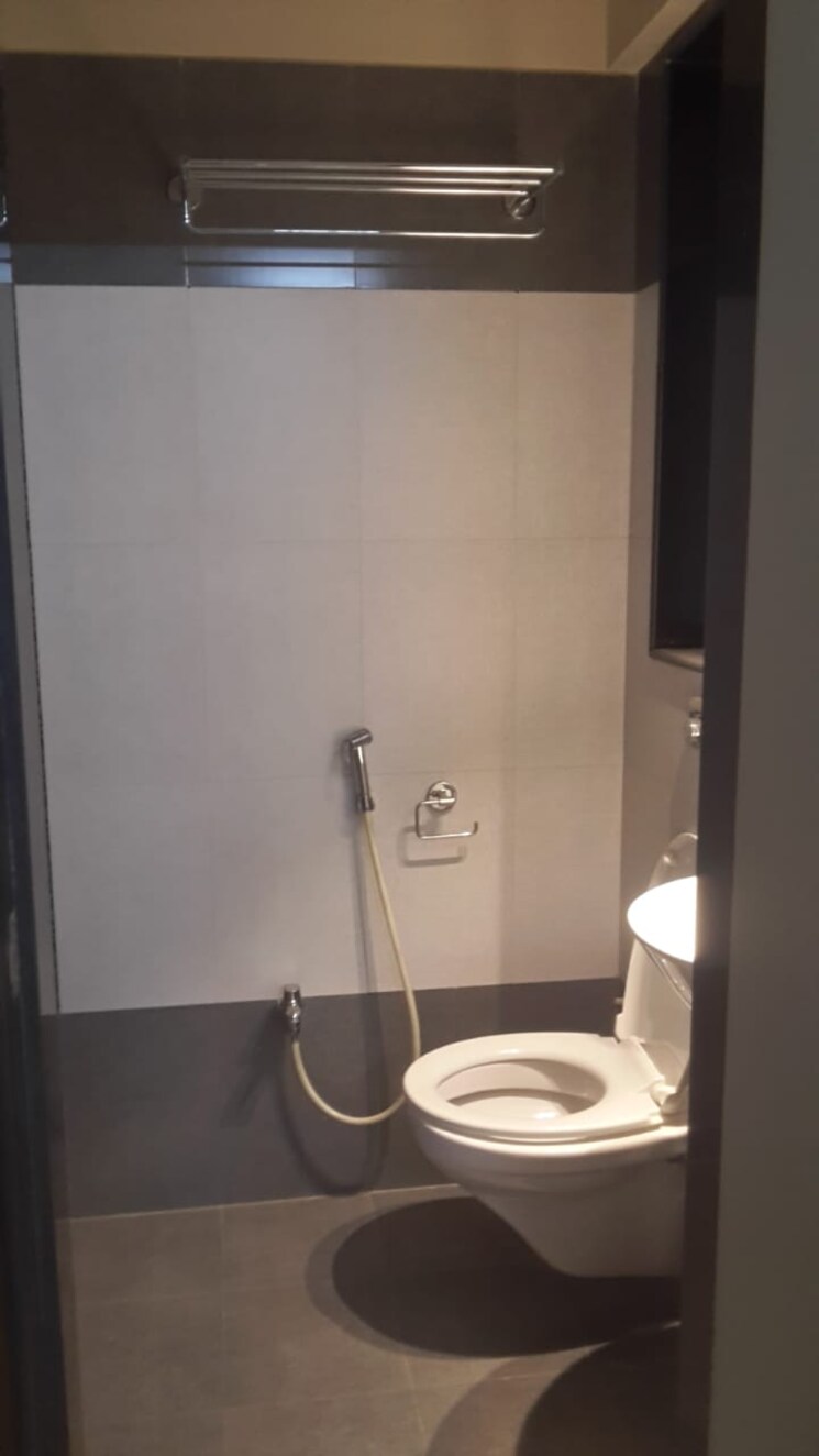 Bathroom, sai-tharwani-residency 2 Bedroom 1045 Sq.Ft. Apartment In Kamothe Navi Mumbai 9154450