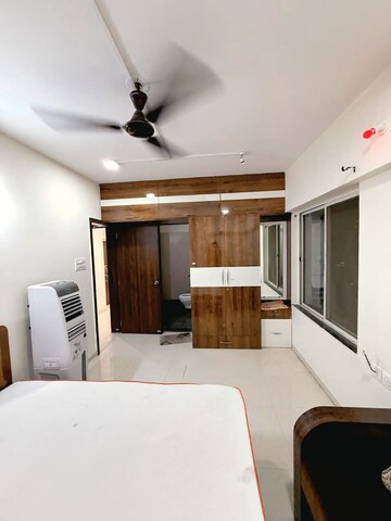 2 BHK Apartment For Rent in Andheri West