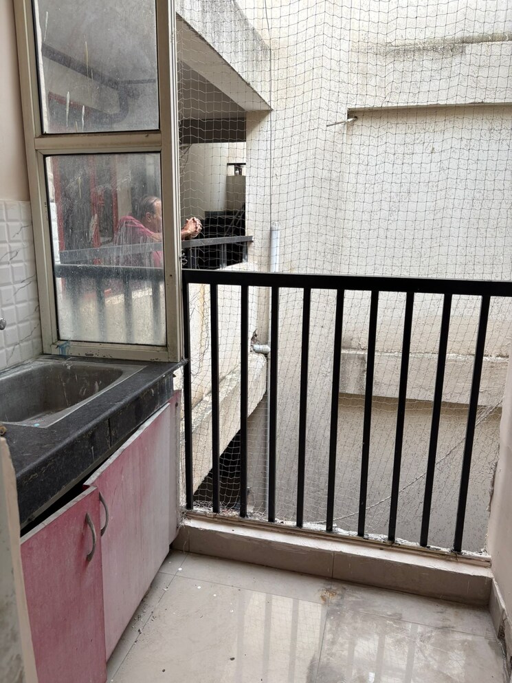 Balcony, galaxy-north-avenue 3 Bedroom 1410 Sq.Ft. Apartment In Gaur City 1 Greater Noida 9154483