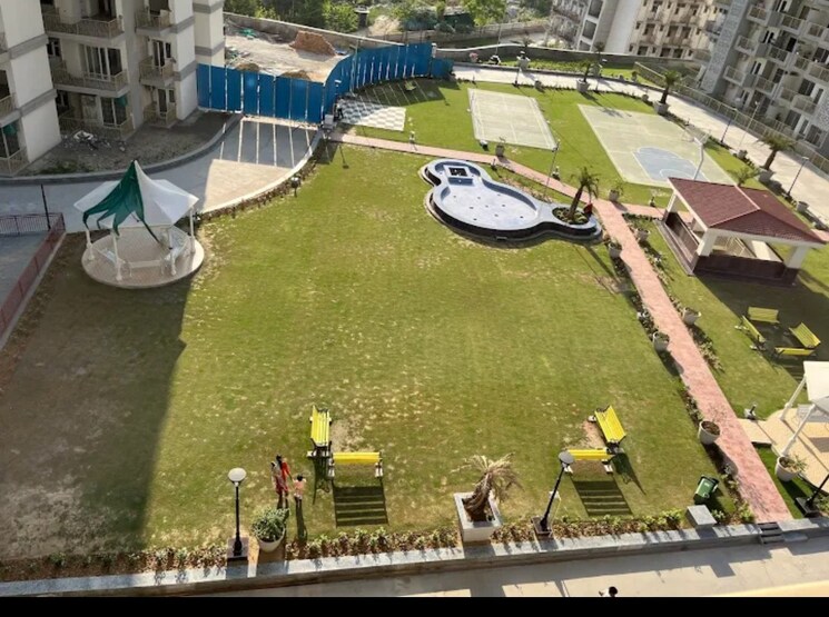 Garden, pareena-micasa 2 Bedroom 1245 Sq.Ft. Apartment In Sector 68 Gurgaon 9154508