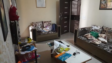 Team Area in 2 BHK Apartment at Gaur City 5th Avenue, Sector 4 Greater Noida – for Rent
