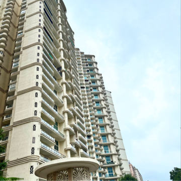 3.5 BHK Apartment For Rent in Mahagun Mezzaria, Sector 78