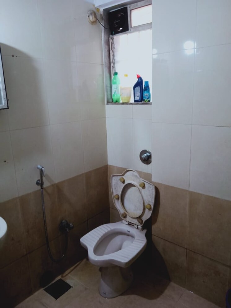 Bathroom, galaxy-tower 2 Bedroom 800 Sq.Ft. Apartment In Waghbil Thane 9154550