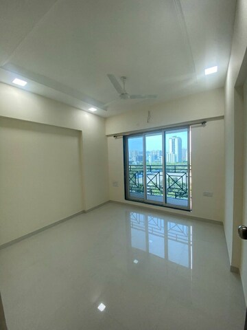 Room in 2 BHK Apartment at Cosmos Habitat, Majiwada – for Rent