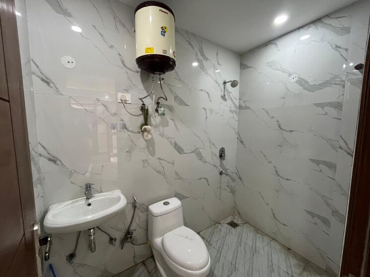 Bathroom, saket 2 Bedroom 1000 Sq.Ft. Apartment In Saket Delhi 9154563