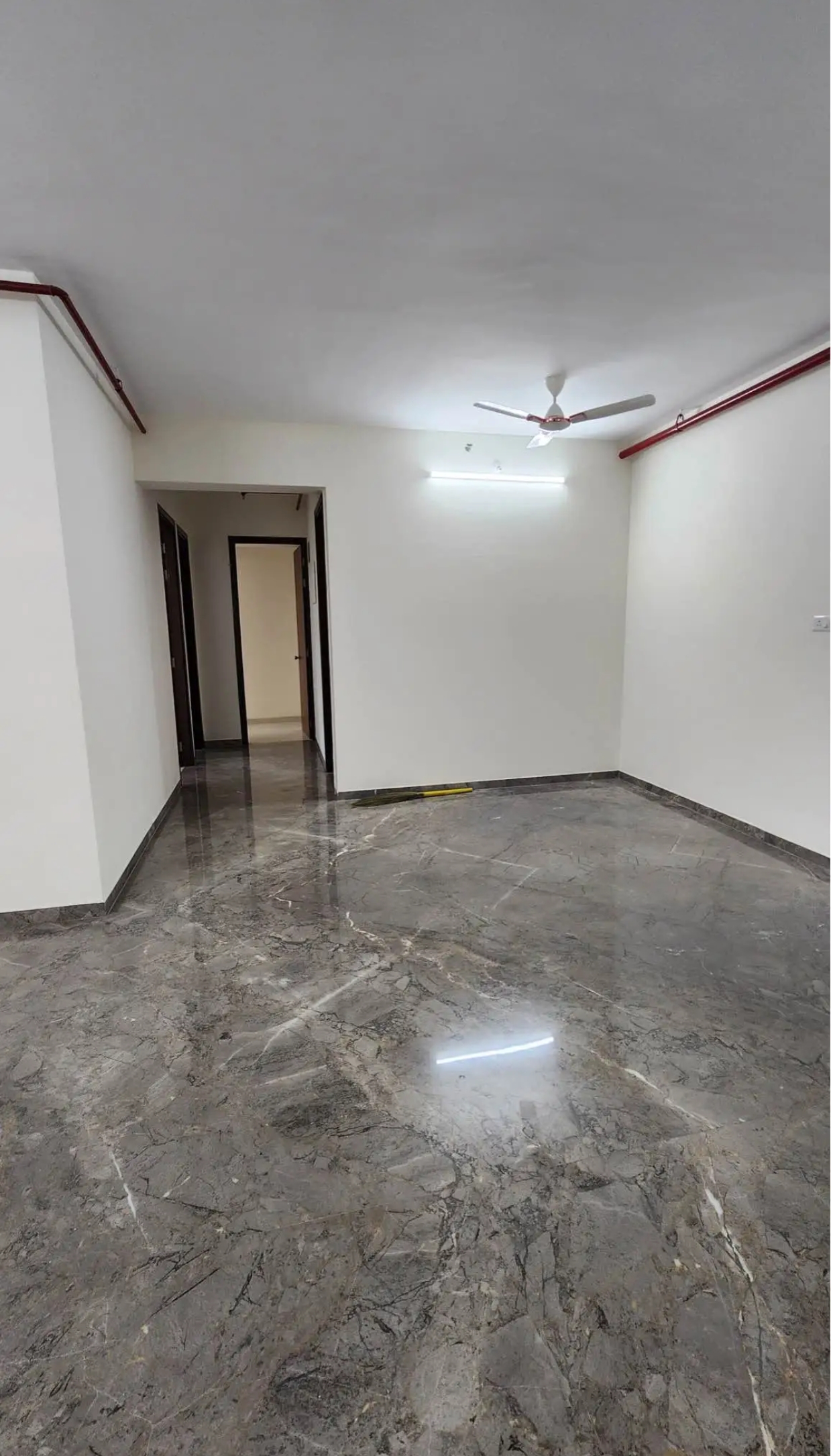3 BHK 1500 Sq.Ft. Apartment in Krishna Tower Kapurbawdi